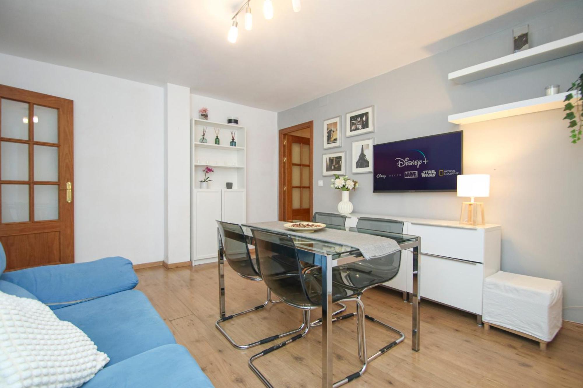 Spacious 2 Bedroom Apt In The Heart Of Triana Севилья Экстерьер фото
